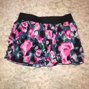 Floral mini skirt